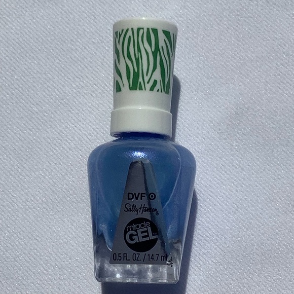 DVF for Target x Sally Hansen Miracle Gel Nail Polish 929 Iris Blue - Picture 1 of 13